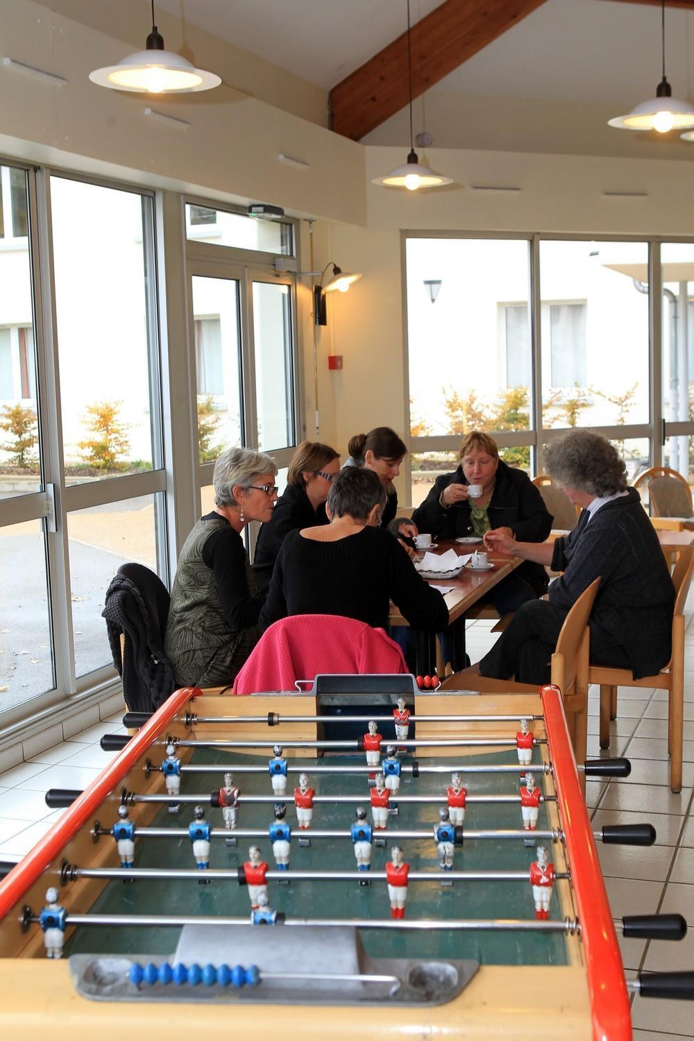 Ethic Etapes Cis De Besancon Aparthotel Exterior foto